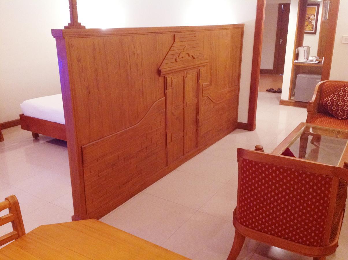 Krishna Inn Guruvāyūr Extérieur photo