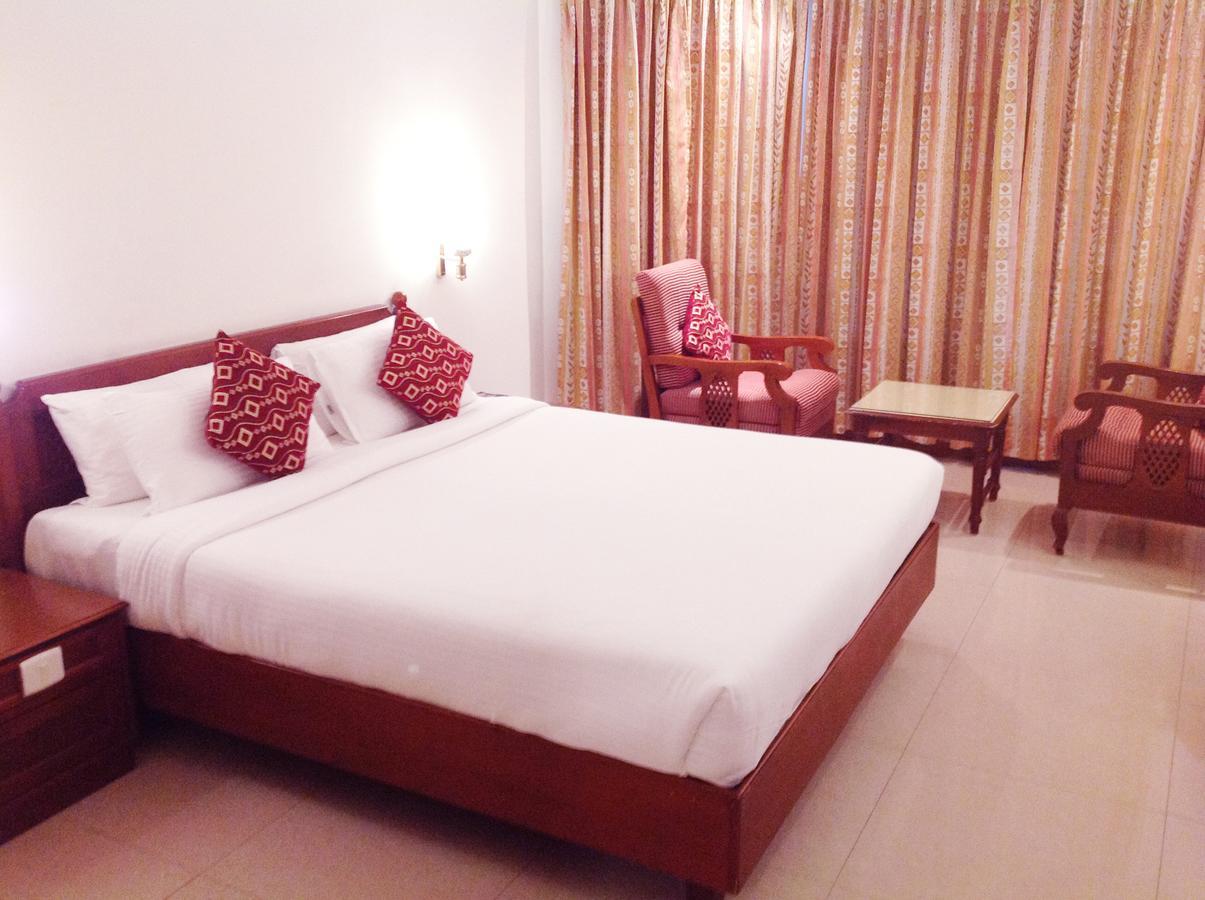 Krishna Inn Guruvāyūr Extérieur photo